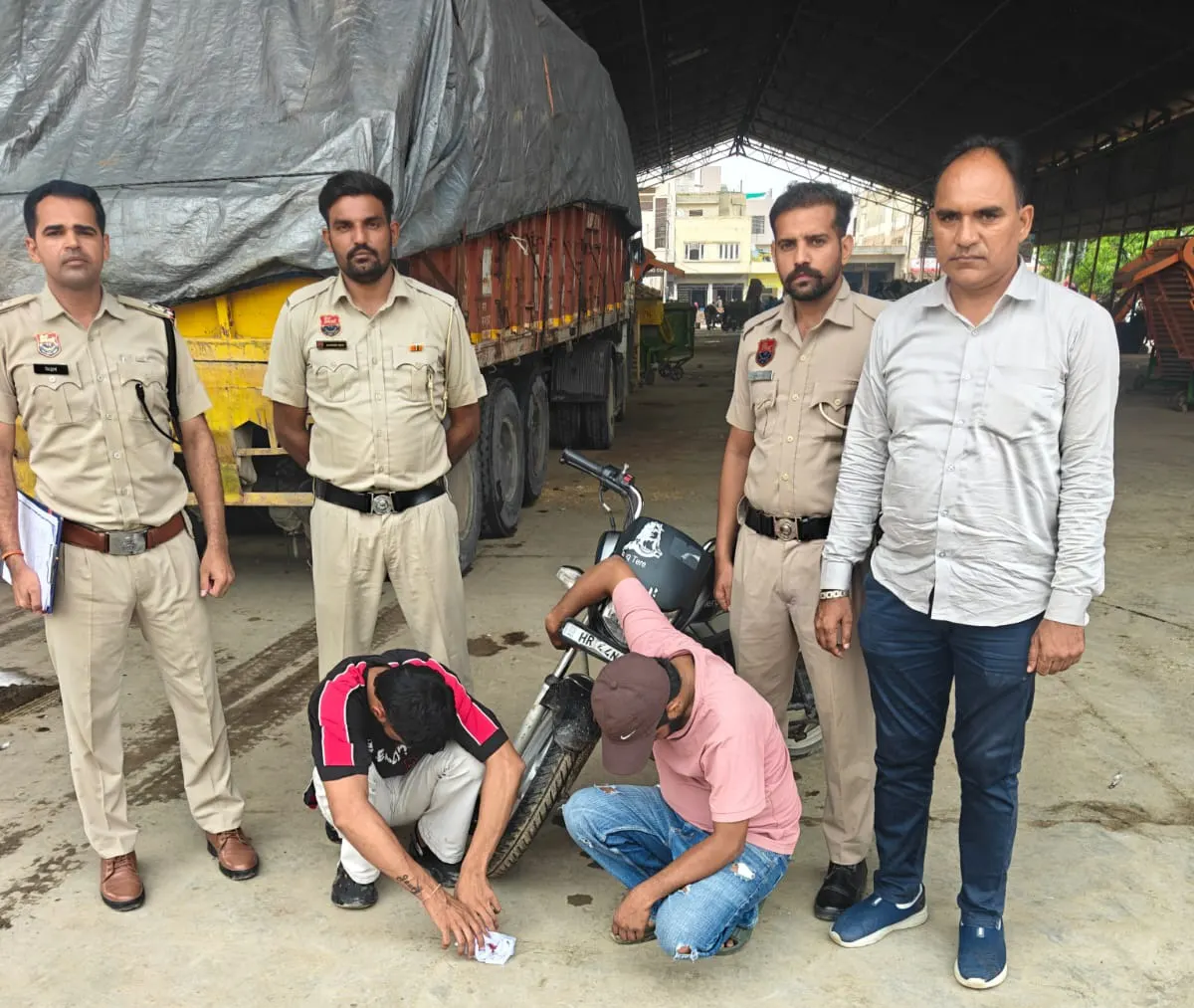 सिरसा में नशा तस्करी का भंडाफोड़, लाखों की हेरोइन बरामद; 3 गिरफ्तार