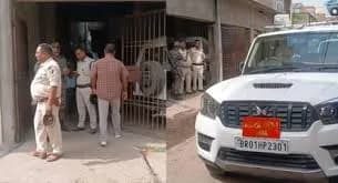 बिहार के गयाजी में पूर्व सांसद रंजीत सिंह के घर पर ड्रग विभाग की छापामारी