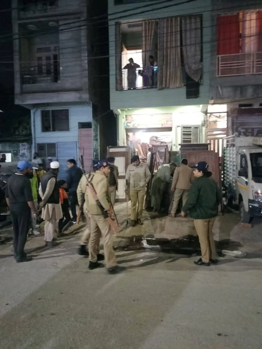 बनभूलपुरा रेलवे जमीन अतिक्रमण मामले में उच्चतम न्यायालय में कल हाेगी सुनवाई, शहर में सुरक्षा बढ़ी