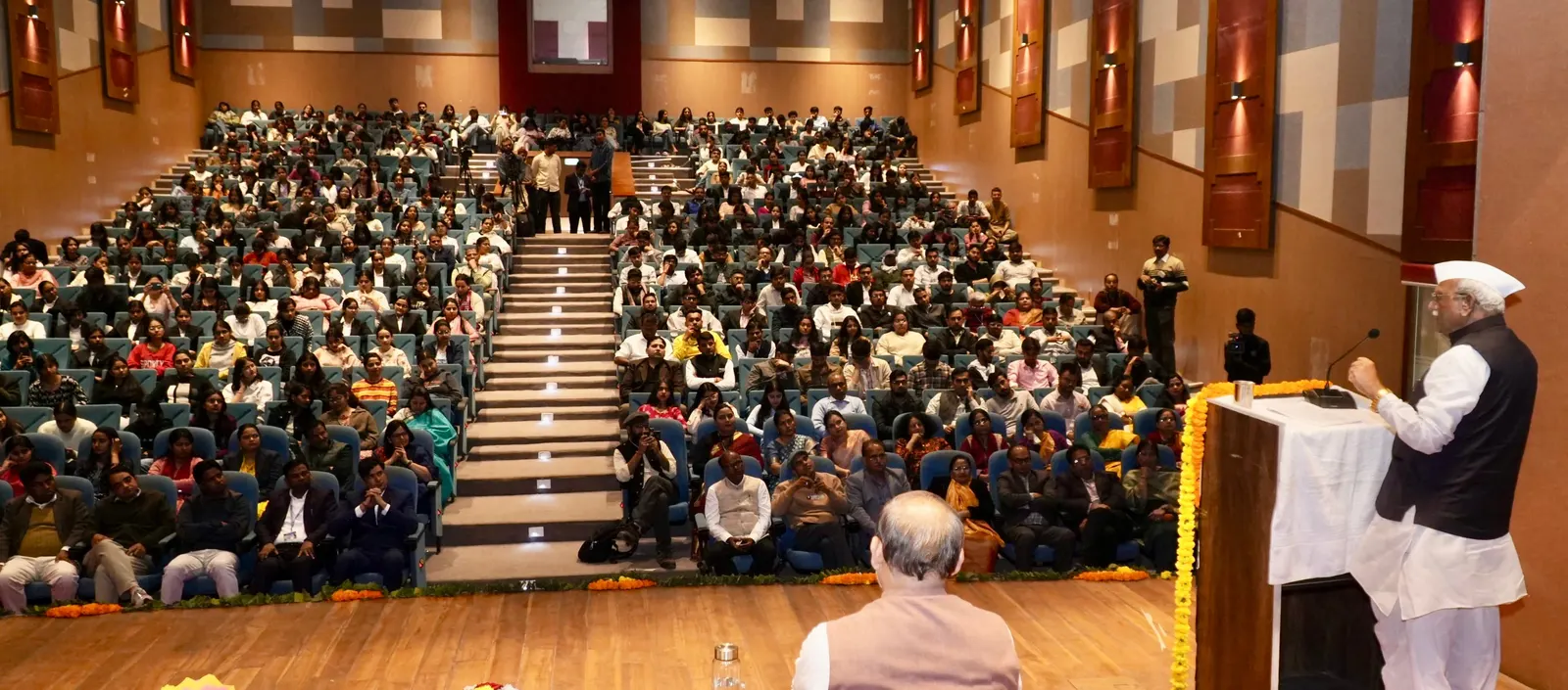 शिवाजी महाराज विश्व के अपराजेय योद्धा : राज्यपाल