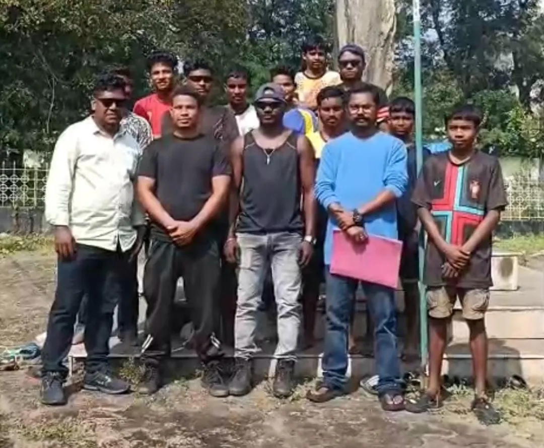 बिरसा मुंडा शहीद स्मारक स्थल पर चला सफाई अभियान