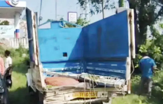 सोनीपत में तेज रफ्तार कैंटर की टक्कर से दो की मौत, पांच घायल
