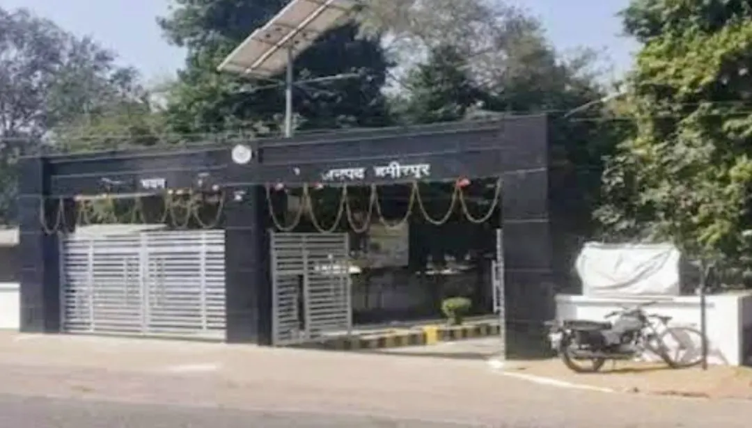 ग्राम पंचायतों के सचिवालयों में 40 पंचायत सहायकों ने छोड़ी नौकरी