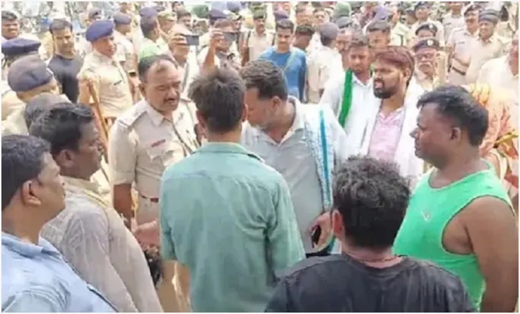 छपरा में चुनावी रंजिश में एक की मौत के बाद दो दिनों के लिए इंटरनेट बैन
