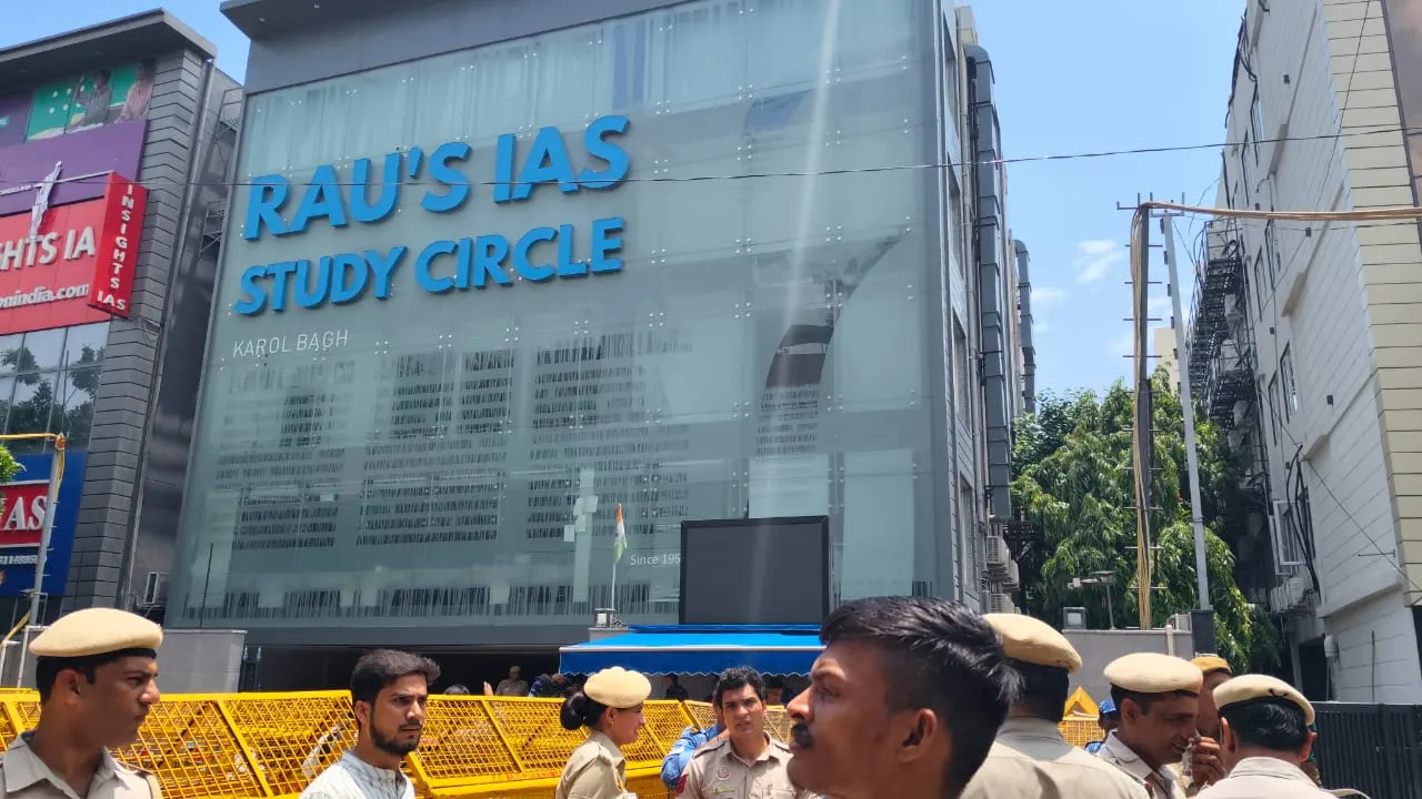 कोचिंग संस्थानों के झूठे दावों पर लगाम के लिए दिशा-निर्देश लाई सरकार