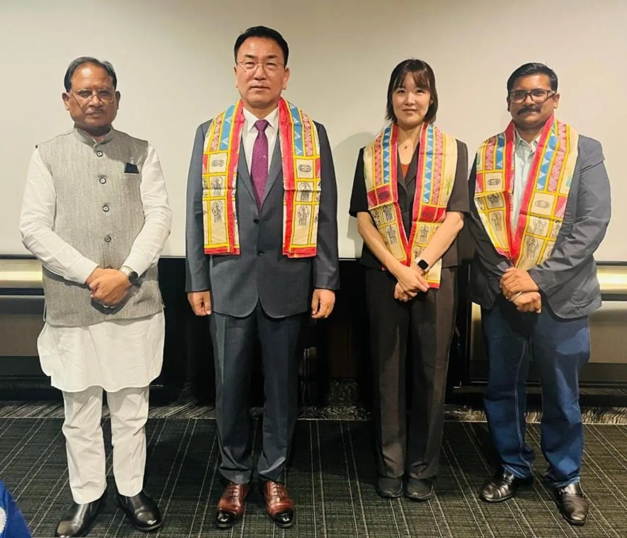मोदी नेतृत्व और छत्तीसगढ़ की तैयारी — विकास का डबल इंजन , छह लाख करोड़ की संभावनाओं का दरवाज़ा खुला, छत्तीसगढ़ तैयार