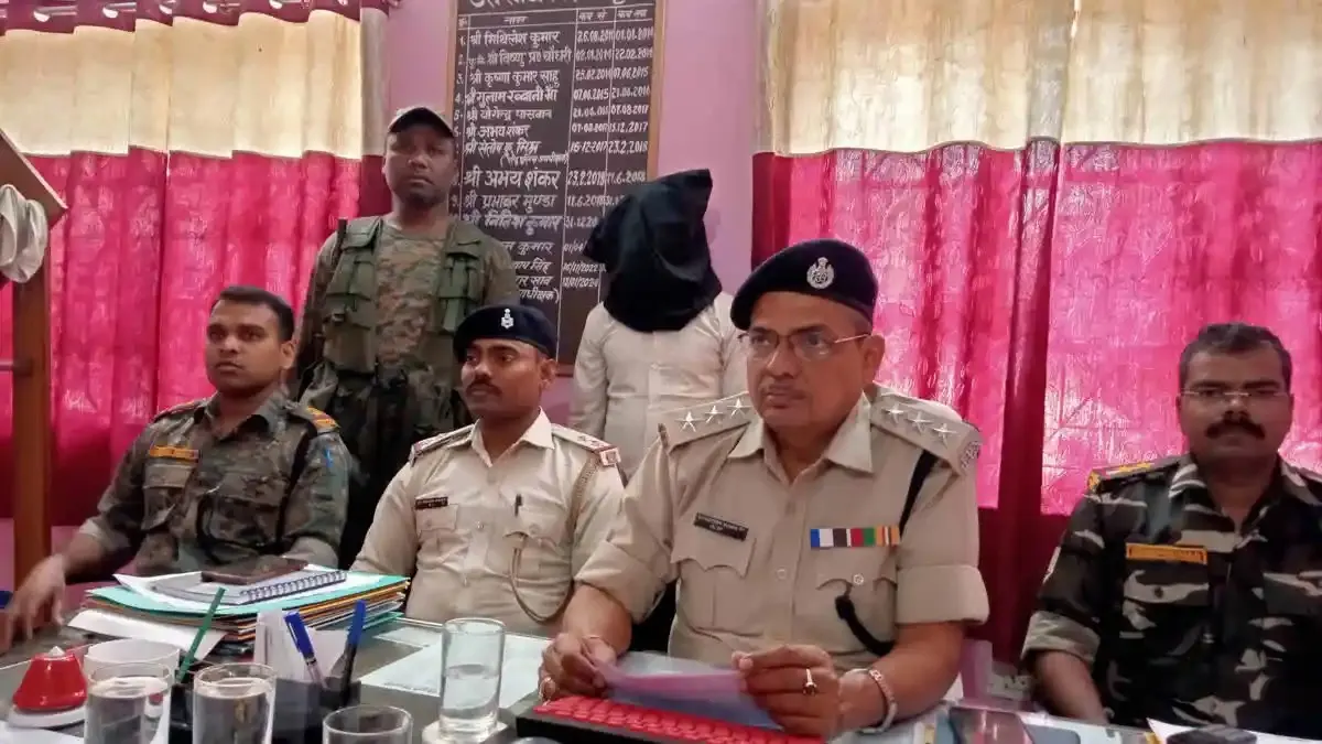 ट्रक में छिपाकर उत्तर प्रदेश ले जाया जा रहा 82 लाख का डोडा जब्त, ड्राइवर गिरफ्तार