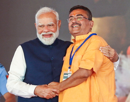 20-21 जून को पीएम मोदी का बंगाल दौरा: किसानों को तोहफा, कोलकाता में करेंगे योग