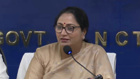 रेखा गुप्ता का बड़ा फैसला, एक साल तक विदेश दौरे पर नहीं जाएंगे दिल्ली सरकार के मंत्री
