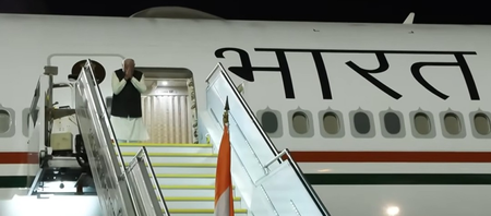 सफल न्यूजीलैंड दौरे के बाद स्वदेश रवाना हुए मोदी