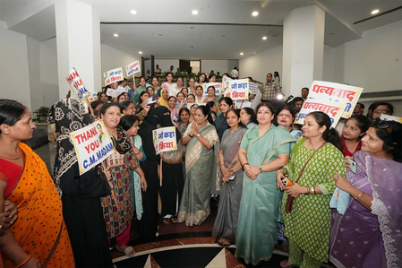 दिल्ली लक्ष्मी योजना की शुरुआत 1 अगस्त से, महिलाओं ने सीएम रेखा गुप्ता का जताया आभार