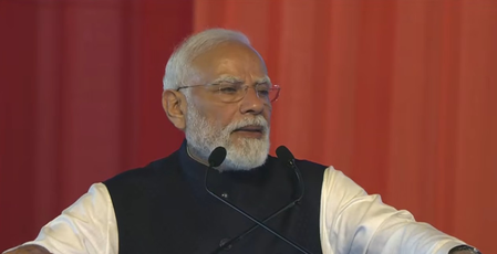 पीएम मोदी ने अल्लूरी सीताराम राजू एयरपोर्ट का किया उद्घाटन, बोले- निवेश से रोजगार हमारी सरकार का मंत्र