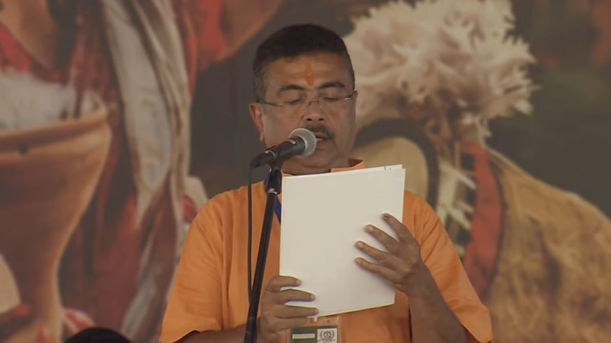 बंगाल में पहली बार बीजेपी सरकार, सुवेंदु अधिकारी ने ली मुख्यमंत्री पद की शपथ; 7 मंत्रियों ने भी संभाली जिम्मेदारी
