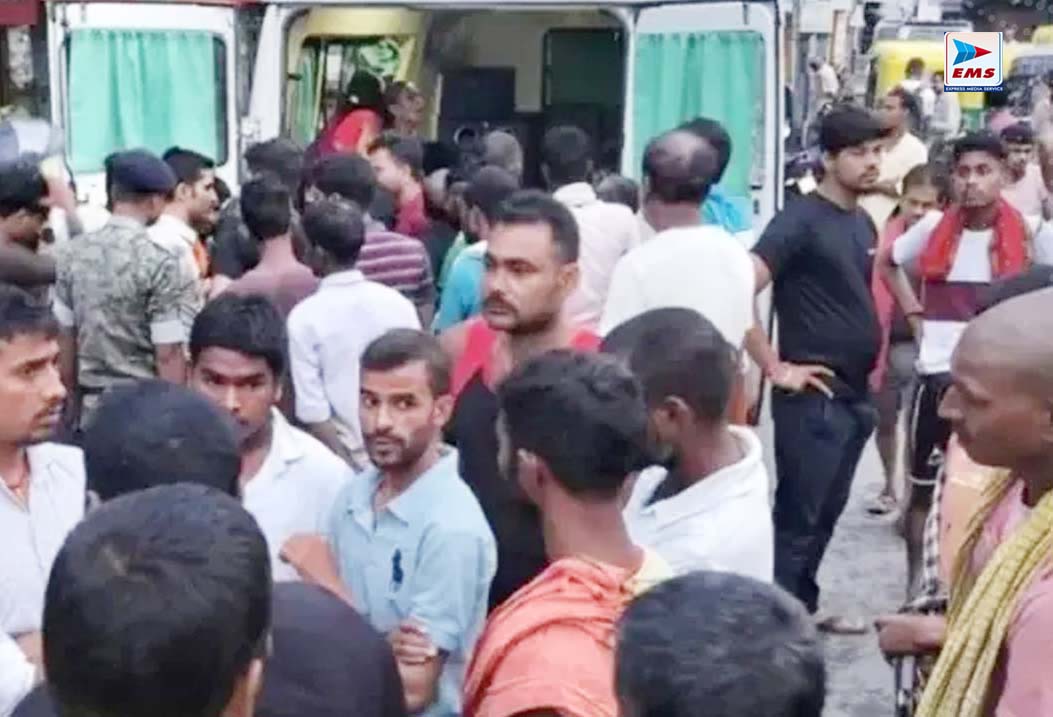बिहार में लखीसराय जिले के अशोकधाम शिव मंदिर में भगदड़, सात श्रद्धालुओं की मौत