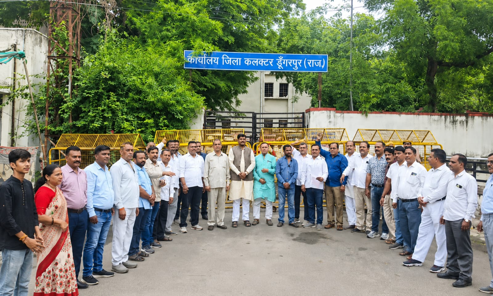 न्याय की मांग को लेकर कांग्रेस का प्रदर्शन, डांगावास पीड़ितों के समर्थन में उतरे नेता