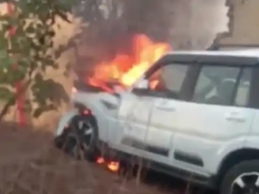 गाय को बचाने में विधायक की स्कॉर्पियो हादसे का शिकार, टक्कर के बाद लगी आग, बाल-बाल बचे तीनों सवार