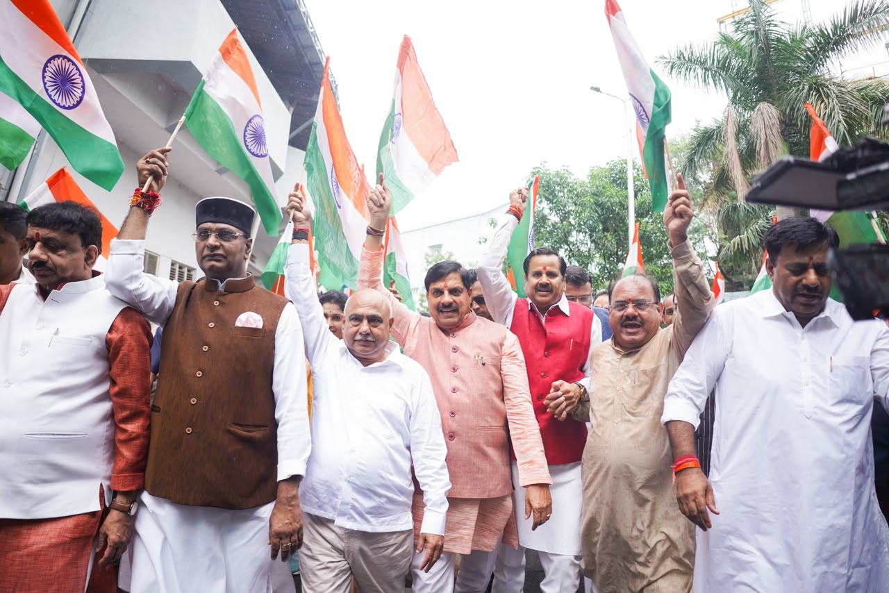 तिरंगा यात्रा राष्ट्रप्रेम और राष्ट्रीय एकता का संदेश, प्रधानमंत्री के नेतृत्व में देशभर में जाग रही देशभक्ति की अलख : मुख्यमंत्री डॉ. यादव