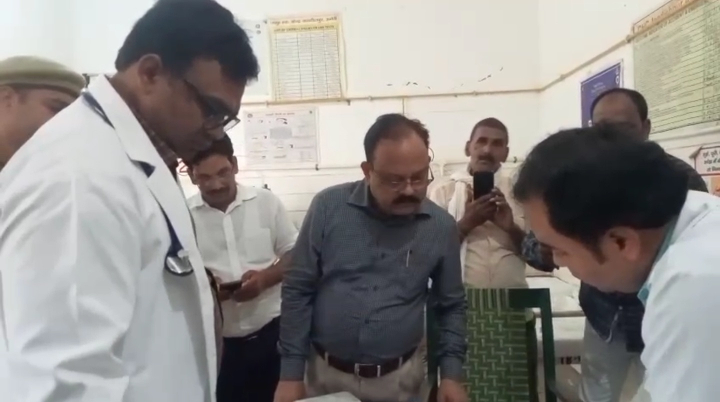 अमेठी में बड़ा हादसा, दूध टैंकर से टकराई स्कूल बस; 24 बच्चे घायल
