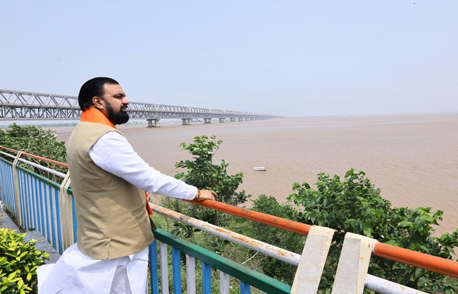 गंगा उफान पर, सम्राट चौधरी ने घाटों का किया निरीक्षण; अफसरों को सतर्क रहने को कहा