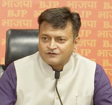 'बिहार चुनाव में महागठबंधन को एनडीए का मुक्का पड़ेगा', राहुल गांधी की यात्रा पर अजय आलोक का तंज