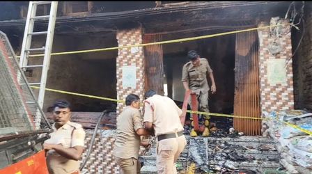 बिहार: जनरल स्टोर में लगी आग, दो बच्चों समेत तीन की जलकर मौत