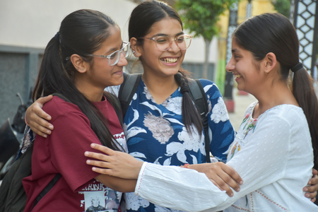 पंजाब बोर्ड 10वीं का रिजल्ट घोषित: 94.52 प्रतिशत छात्र पास, हरलीन शर्मा बनीं टॉपर