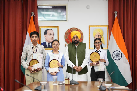 पंजाब बोर्ड 10वीं रिजल्ट जारी, सीएम मान बोले- बच्चों की प्रतिभा पर हमें गर्व
