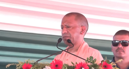 योगी आदित्यनाथ ने महराजगंज को दी 208 करोड़ रुपए की सौगात, बोले-माफिया, दंगा और पलायन के दौर से निकला जिला