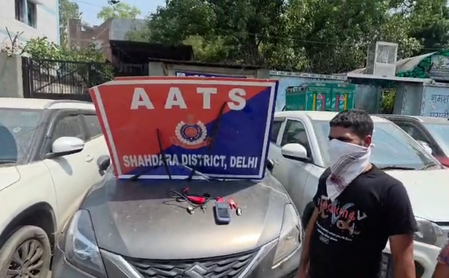 शाहदरा में एएटीएस ने अंतरराज्यीय वाहन चोर गिरोह का भंडाफोड़ किया, 4 चोरी की लग्जरी कारें बरामद