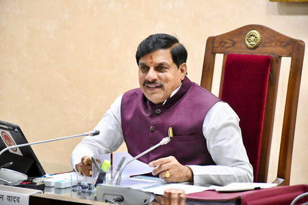 मध्य प्रदेश: रक्षाबंधन पर महिलाओं को तोहफा, राज्य सरकार शुरू करेगी 'मुख्यमंत्री सुगम बस सेवा'