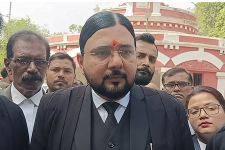 खान सर बहुत बड़े कलाकार, स्क्रिप्टेड स्टोरी से रौशन आनंद को फंसाया: अधिवक्ता निरंजन कुमार सिंह