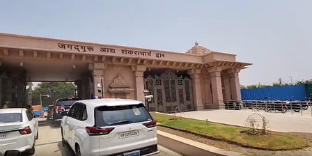 "राम मंदिर दान पात्र मामले में जांच तेज, अयोध्या पहुंची एसआईटी"