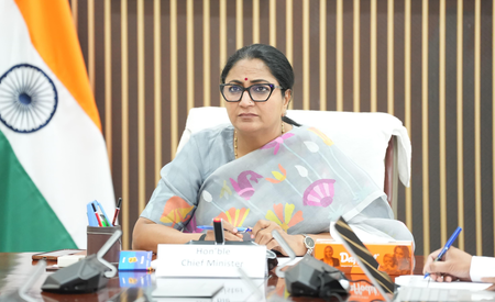 दिल्ली सरकार का बड़ा कदम: प्रदूषण से निपटने के लिए जून में ही 'विंटर एक्शन प्लान' जारी
