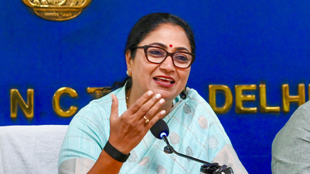 नई इलेक्ट्रिक वाहन नीति पर सीएम रेखा गुप्ता बोलीं- स्वच्छ परिवहन और हरित भविष्य हमारी प्राथमिकता