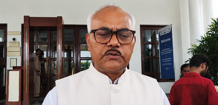 सपा ने उठाई 'वन नेशन, वन एजुकेशन' की मांग