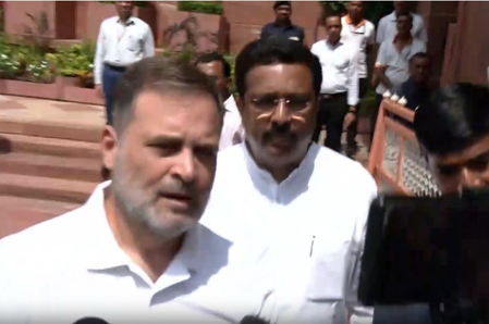 राहुल गांधी का भाजपा पर निशाना, पुलिसकर्मियों के परिजनों से पूछा- 'क्या आप भाजपा से हैं?'