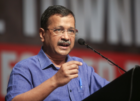 इथेनॉल फैसले पर केजरीवाल का दावा- 17 दिनों में 20 रुपये किलो बढ़े चीनी के दाम