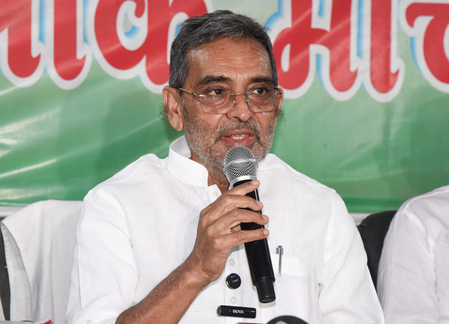 नीतीश की विरासत को लेकर सियासत तेज, उपेंद्र कुशवाहा के दावे पर JDU का पलटवार