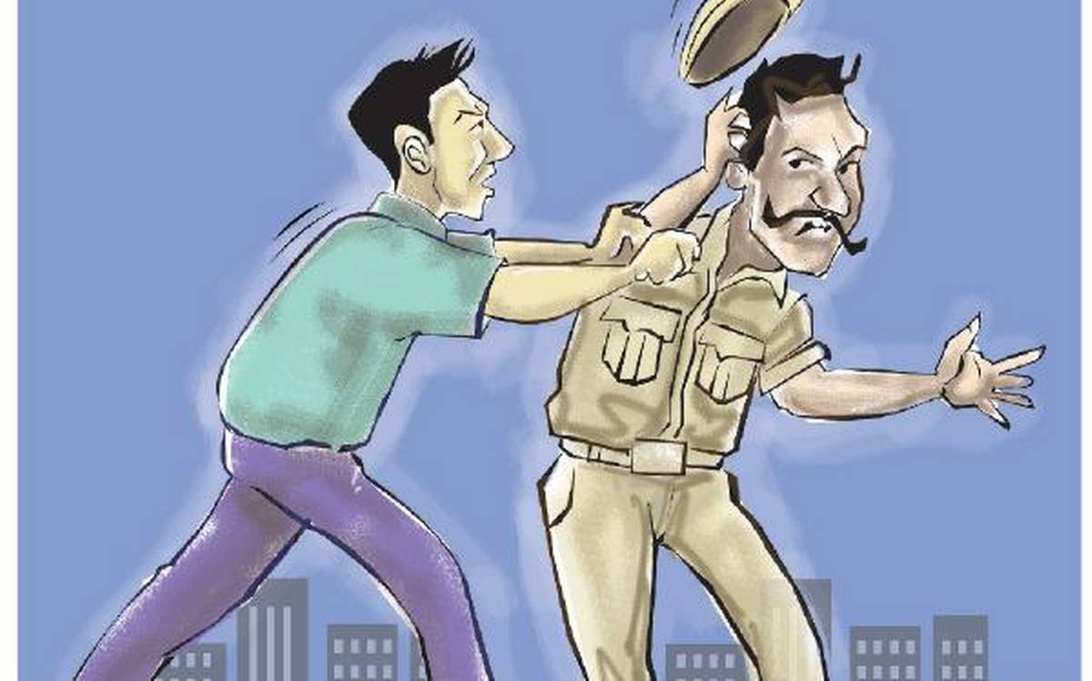 मोतिहारी में शराब धंधेबाजो ने पुलिस टीम पर किया हमला