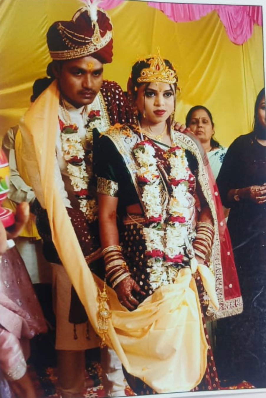 पति, सास सहित परिवार के अन्य सदस्यों के खिलाफ दूसरी पत्नी ने थाने में दर्ज कराई शिकायत