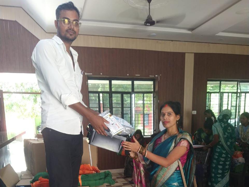 पानी की शुद्धता जांचने की पहल, पंचायत सहायकों को बांटी गई वाटर टेस्टिंग किट