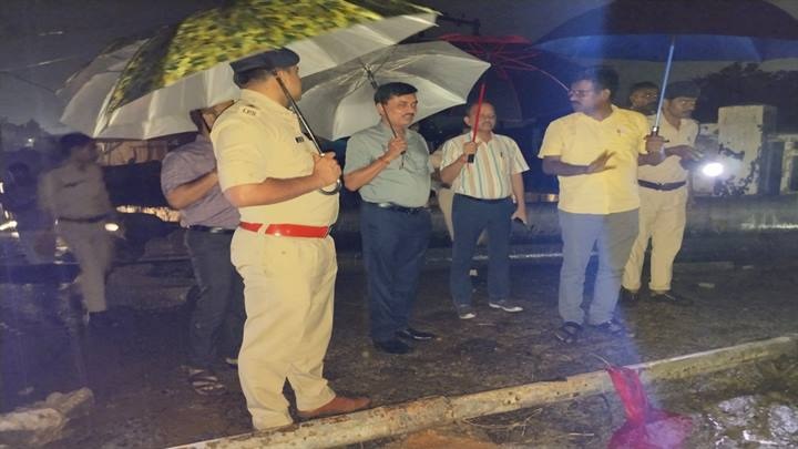 मंदाकिनी-टमस समेत नदियों का बढ़ा जलस्तर, सतना प्रशासन अलर्ट