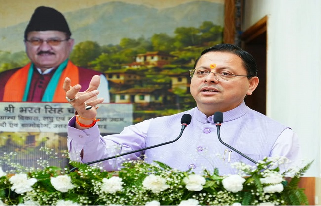 महिलाओं-युवाओं और ग्रामीण उद्यमियों को आत्मनिर्भर बनाने पर सरकार का जोर: सीएम