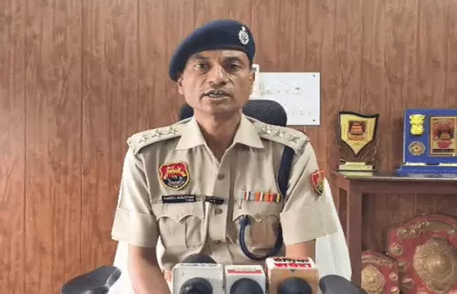 नारनौल में नशा बिक्री के आरोप पर कार्रवाई, पुलिसकर्मी निलंबित; एसएचओ बदले