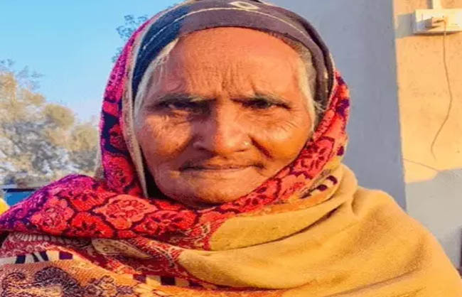रेवाड़ीः टैंकर ने वृद्धा को कुचला, मौके पर ही मौत