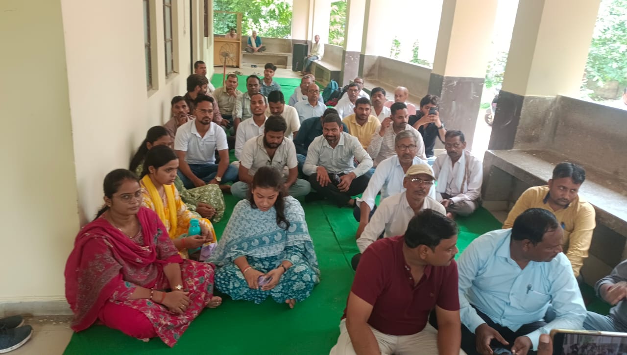 लेखपाल प्रकरण पर भड़का संघ, मुख्यमंत्री से निष्पक्ष जांच की मांग