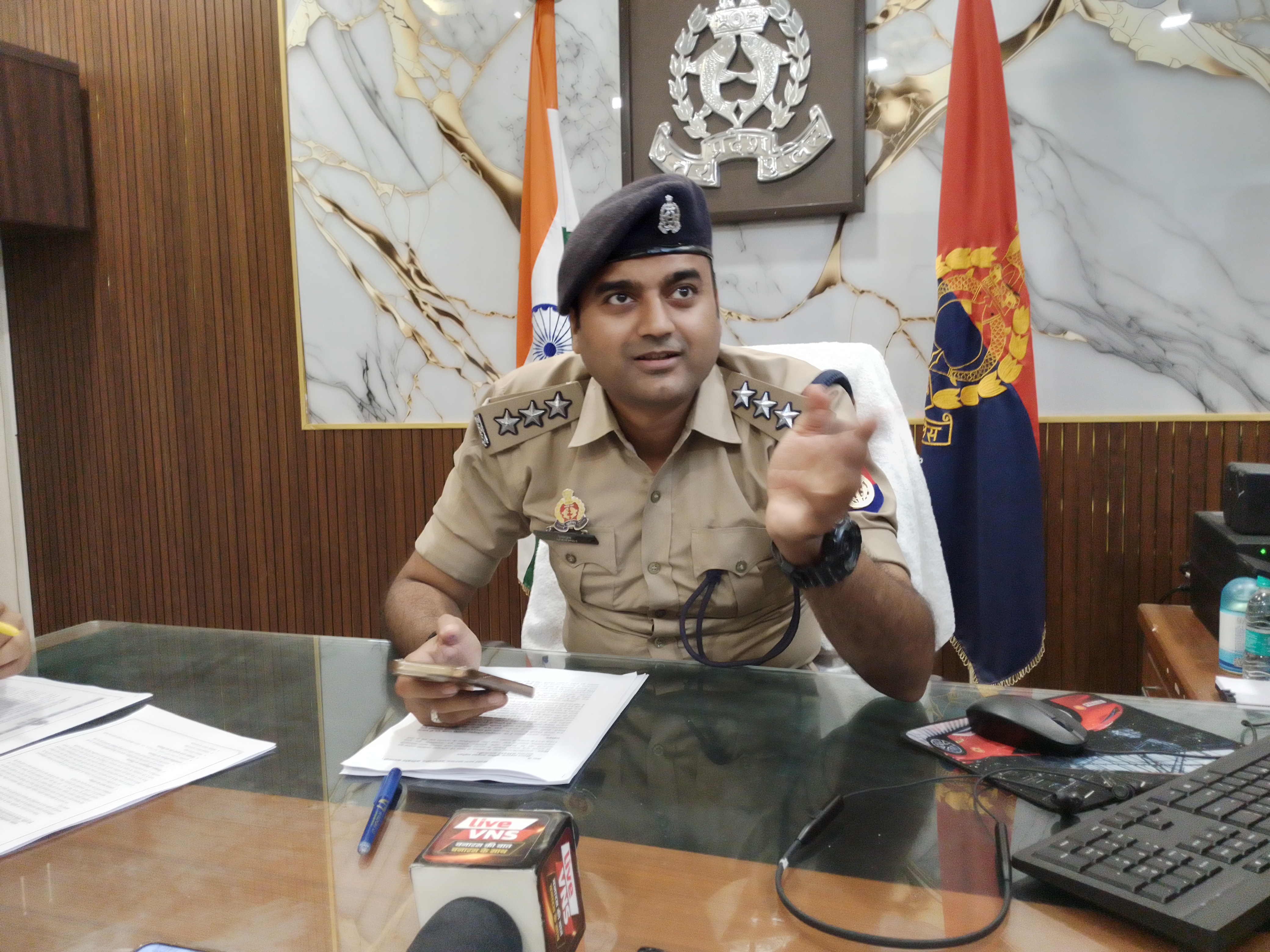 फर्जी दस्तावेज बनाकर अपराधियों की जमानत दिलाने वाले दो अपराधी गिरफ्तार