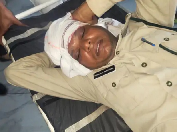 मप्र के देवास में वन विभाग की टीम पर हमला, अतिक्रमण हटाने पहुंची टीम पर पथराव, 6 घायल