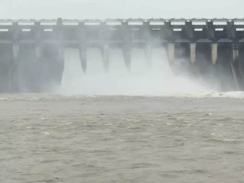 जबलपुर में बढ़ा बरगी बांध का जलस्तर, 5 गेट खोलकर छोड़ा गया 760 क्यूमेक पानी; तटीय इलाकों में अलर्ट