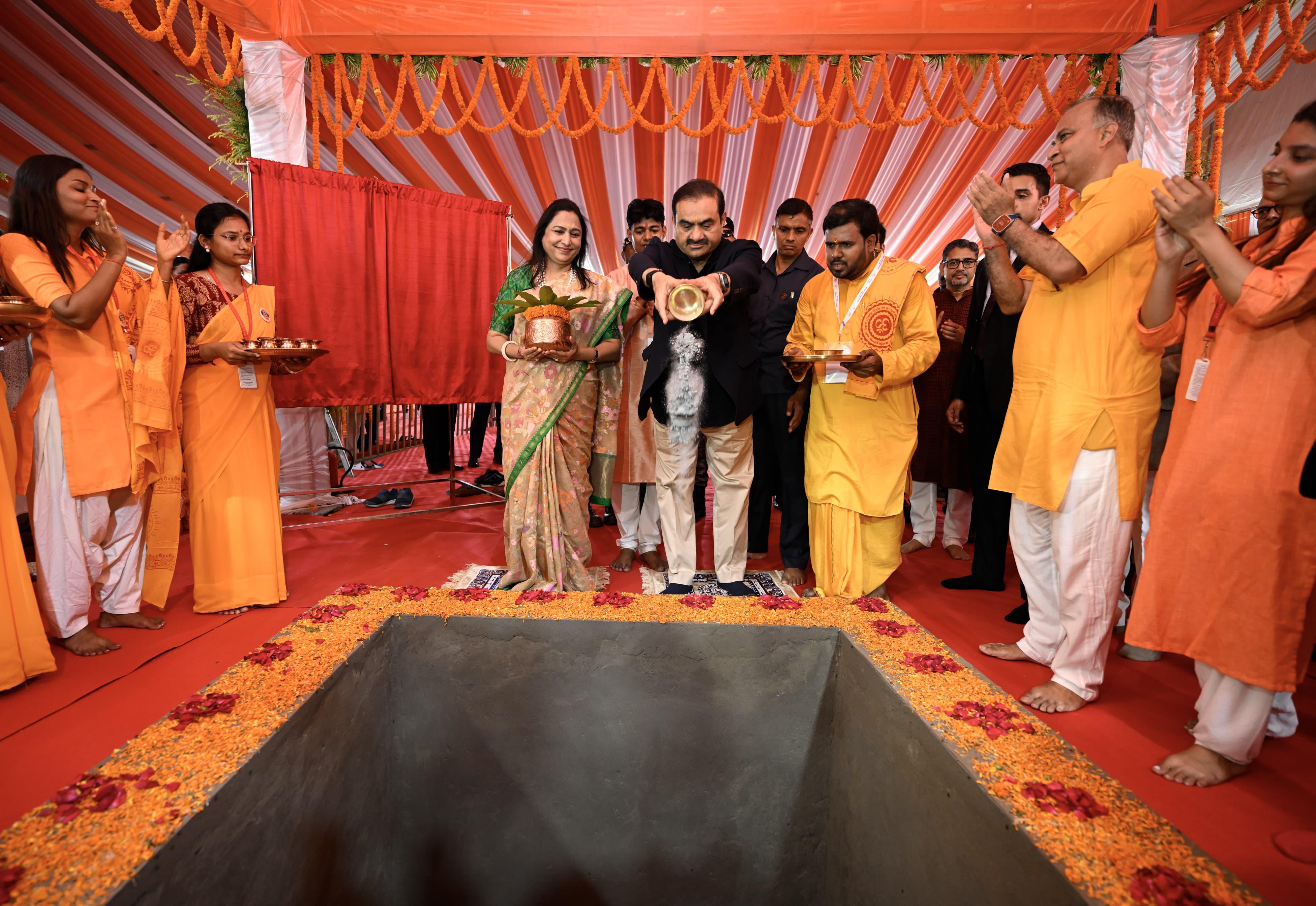 गौतम अदाणी ने बिहार में शुरू की 150 करोड़ रुपए की नेत्र चिकित्सा पहल, देशभर के लिए 500 करोड़ रुपए का संकल्प